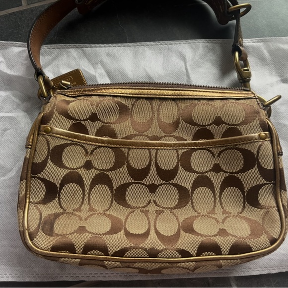 Coach Brown and Gold Shoulder Bag - Picture 4 of 11
